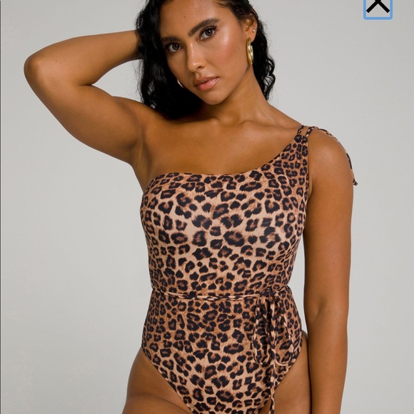 Good American One Shoulder Swim Suit-NWT! - Picture 6 of 7
